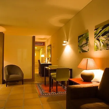 Turisticos Atlantida Apartahotel